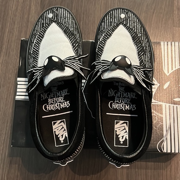 (Disney) Jack Skellington Slip-on Vans - Picture 3 of 4